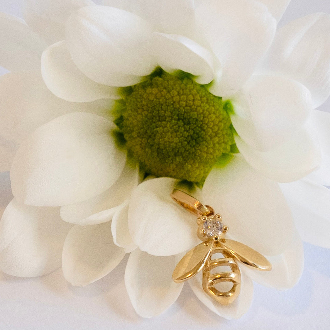 Annelise Bee Pendant